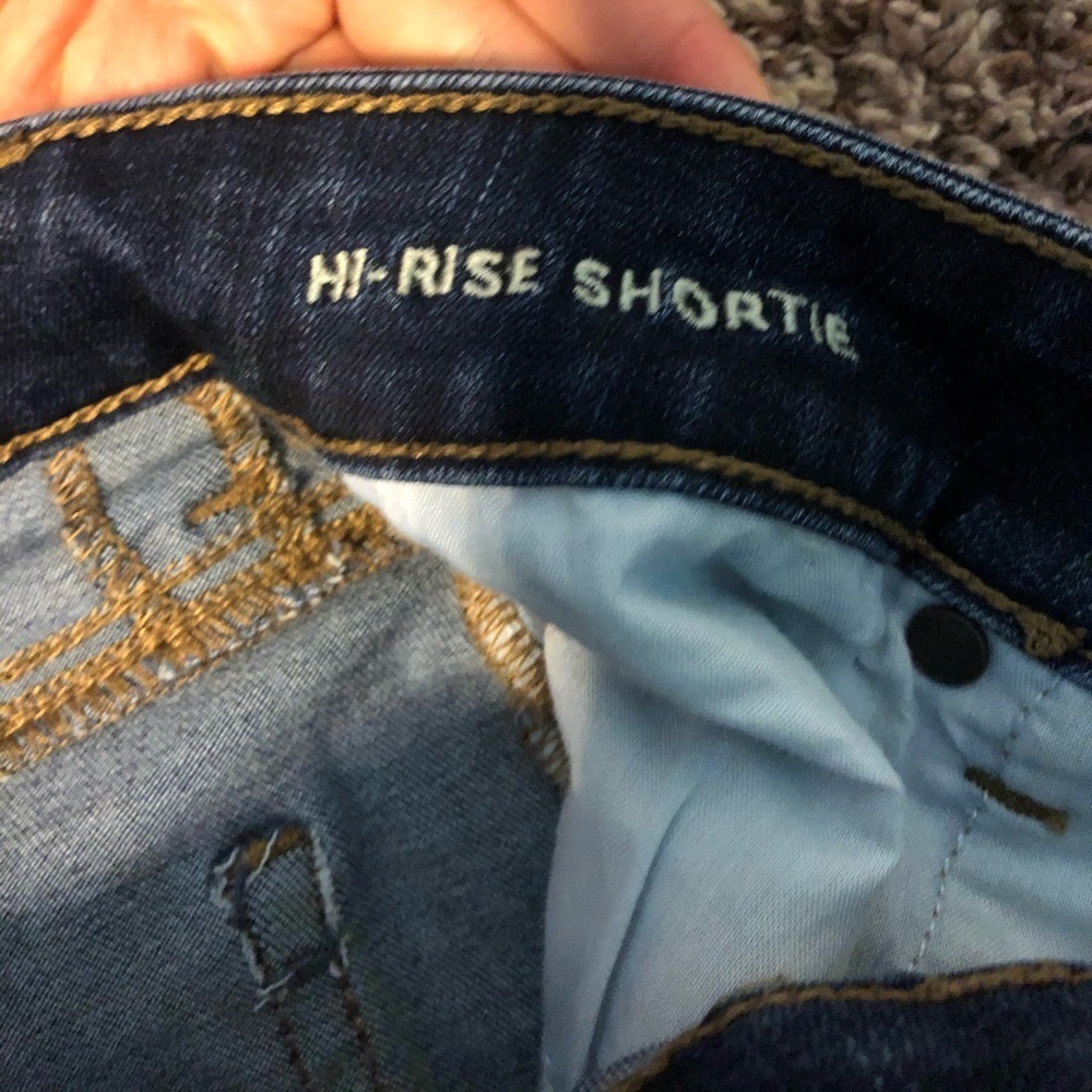 American Eagle shorts - Picture 2 of 5